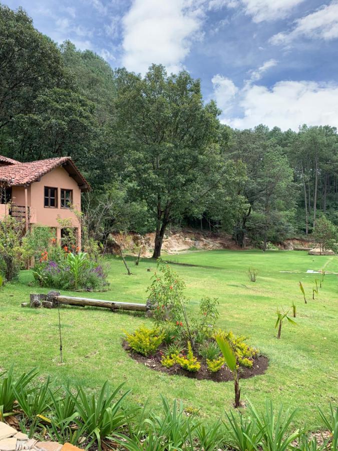 Cortijo La Casona & Bungalow Al Pie De La Montana ซานกริสโตบัล เด ลาสกาซาส ภายนอก รูปภาพ