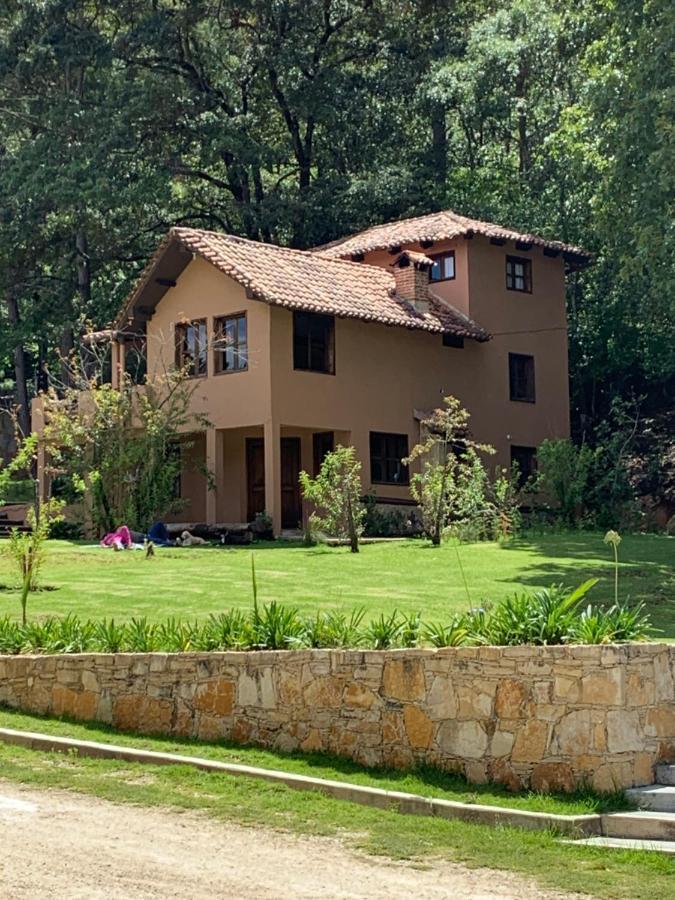 Cortijo La Casona & Bungalow Al Pie De La Montana ซานกริสโตบัล เด ลาสกาซาส ภายนอก รูปภาพ