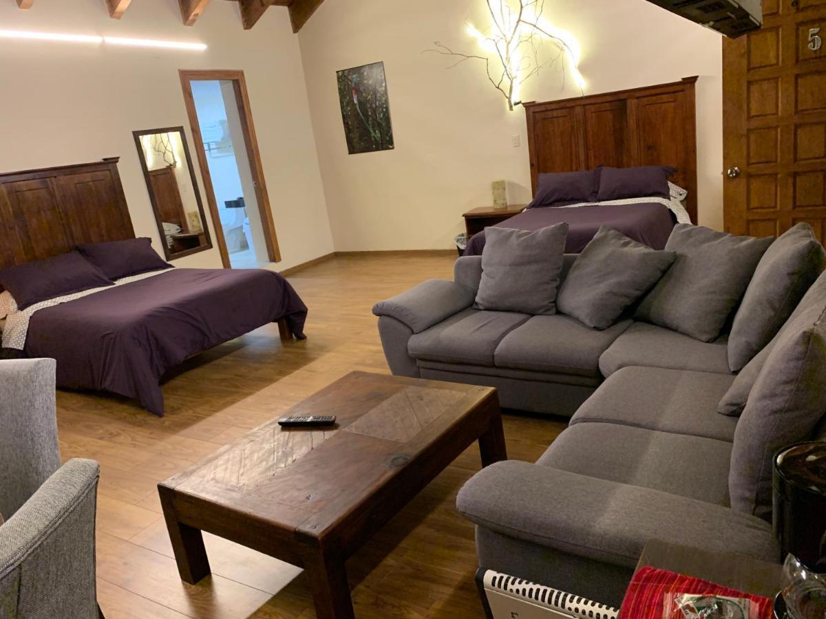 Cortijo La Casona & Bungalow Al Pie De La Montana ซานกริสโตบัล เด ลาสกาซาส ภายนอก รูปภาพ