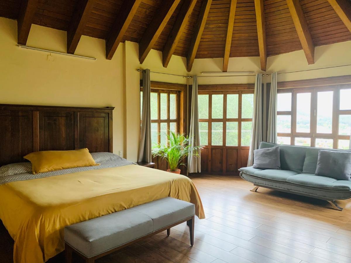 Cortijo La Casona & Bungalow Al Pie De La Montana ซานกริสโตบัล เด ลาสกาซาส ภายนอก รูปภาพ