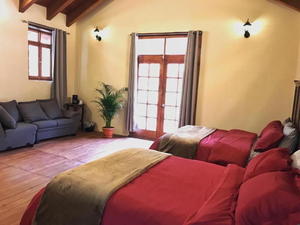 Cortijo La Casona & Bungalow Al Pie De La Montana ซานกริสโตบัล เด ลาสกาซาส ภายนอก รูปภาพ